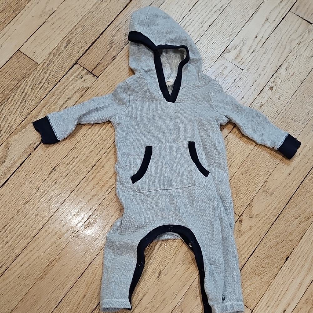 Burt's Bees Baby Gray Onesie with Navy Trim